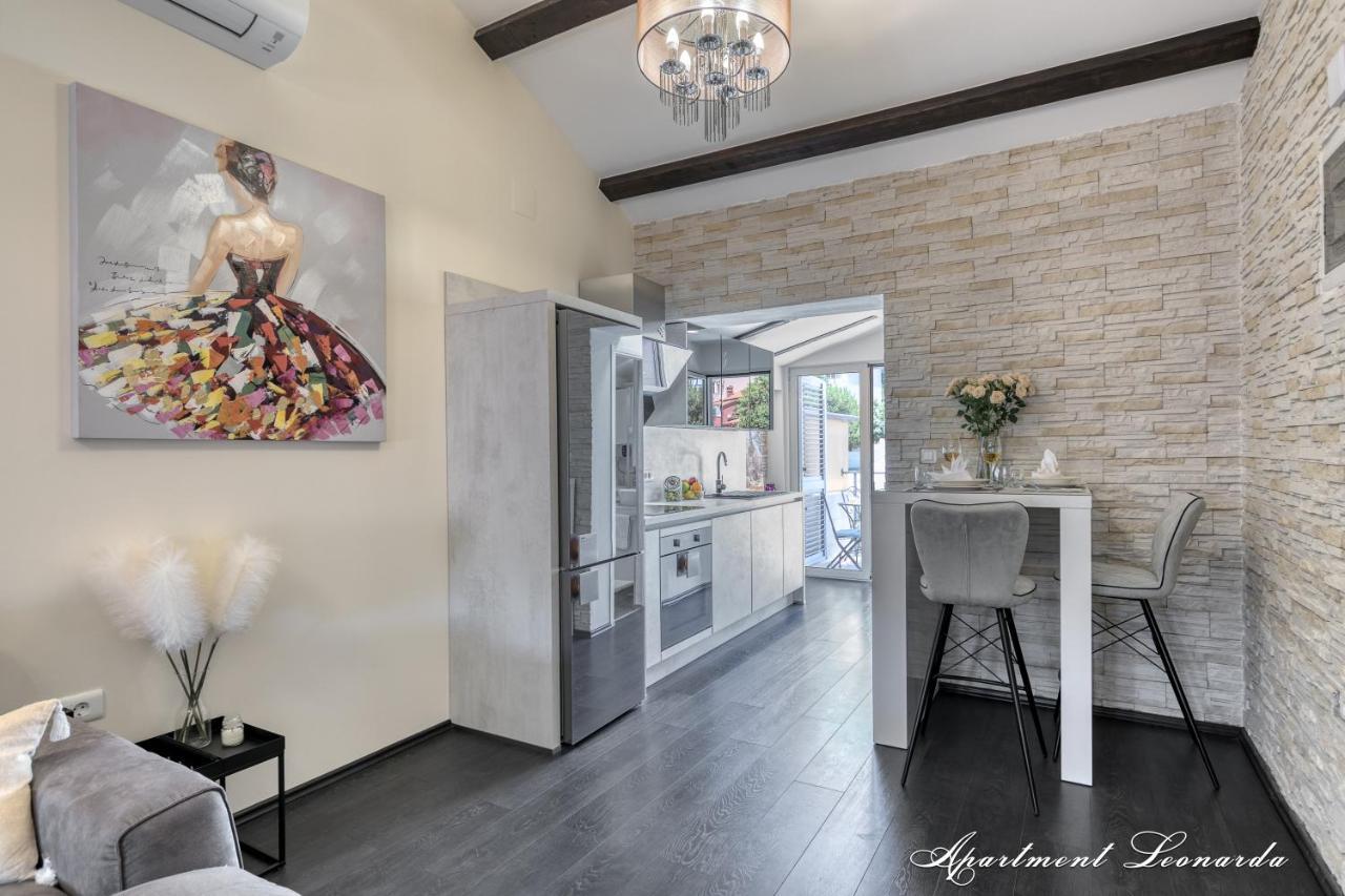 Apartament Penthouse Leonarda With Private Parking Pula Zewnętrze zdjęcie