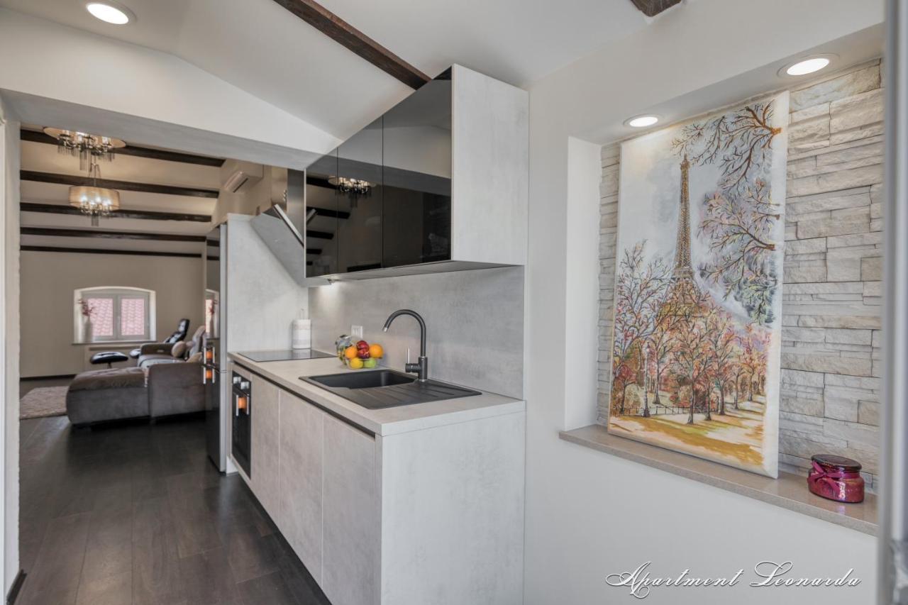 Apartament Penthouse Leonarda With Private Parking Pula Zewnętrze zdjęcie