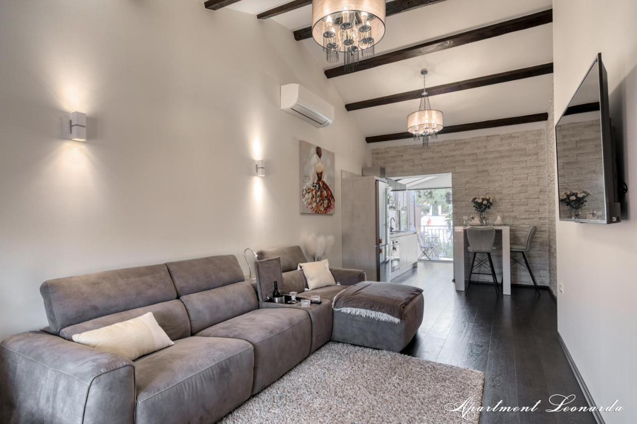 Apartament Penthouse Leonarda With Private Parking Pula Zewnętrze zdjęcie