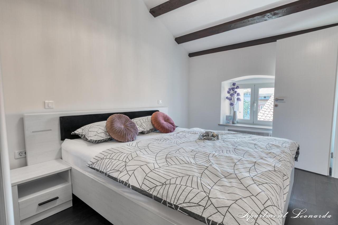 Apartament Penthouse Leonarda With Private Parking Pula Zewnętrze zdjęcie
